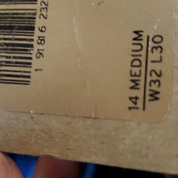 NWT!! Levi's skinny jeans - Picture 10 of 10